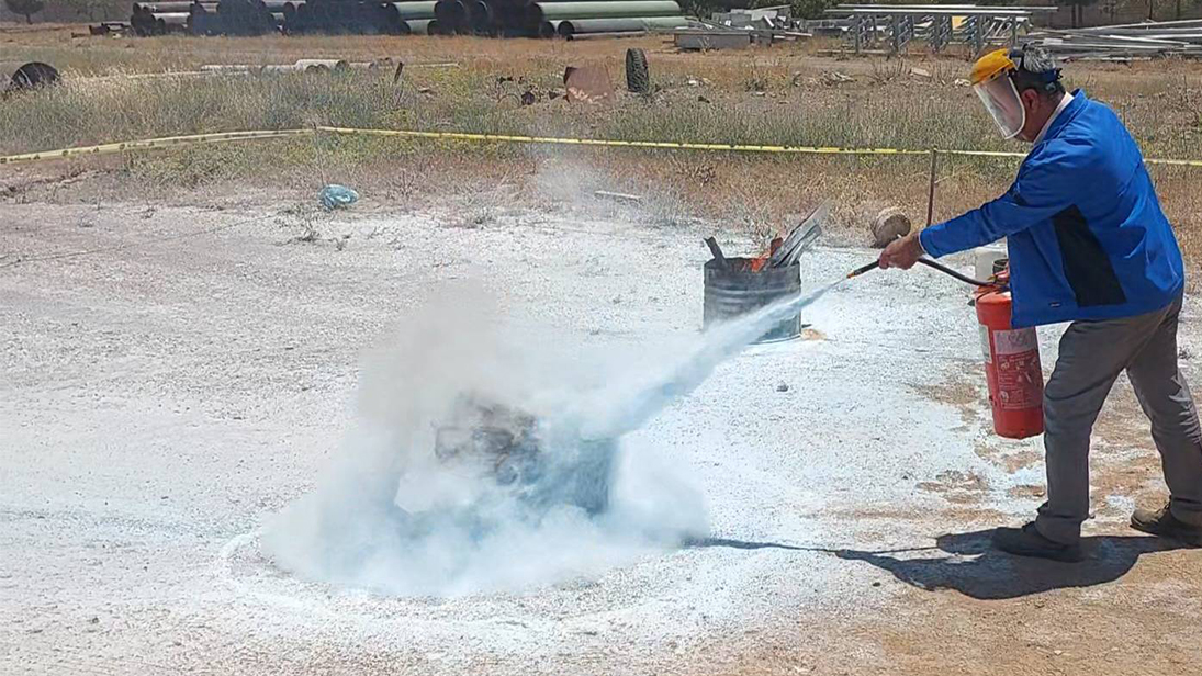 Fire Extinguishing Training - Asfalt Tous